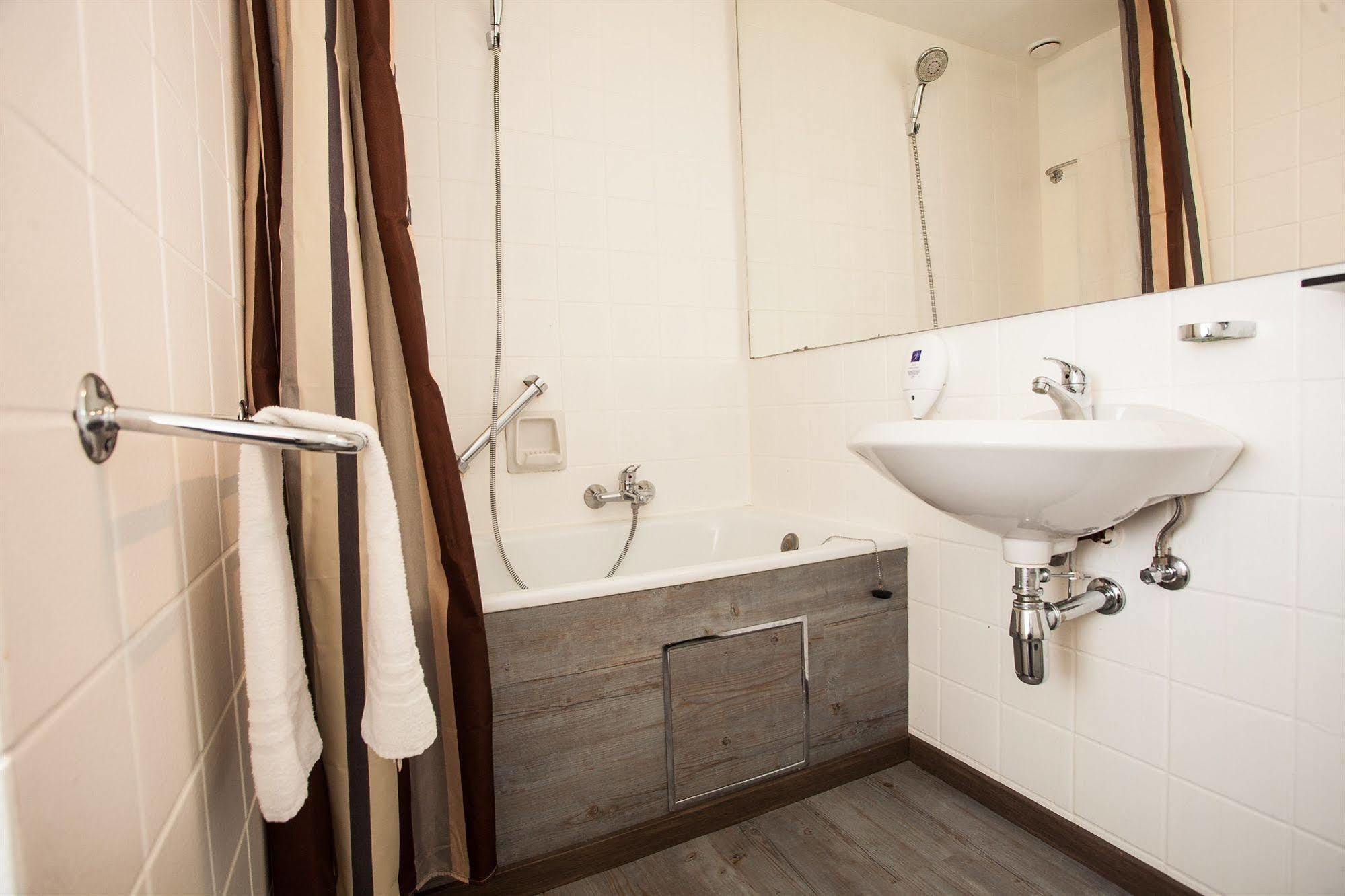 Leonardo Hotel Charleroi City Center 外观 照片